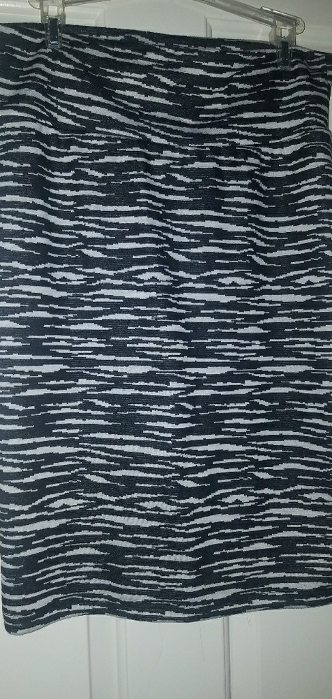 LulaRoe Cassie